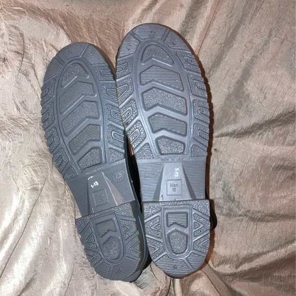 DUNLOP PROTECTIVE FOOTWEAR - Picture 3 of 6